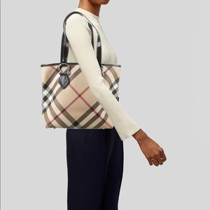 Burberry Patent Leather-Trimmed Nova Check Tote